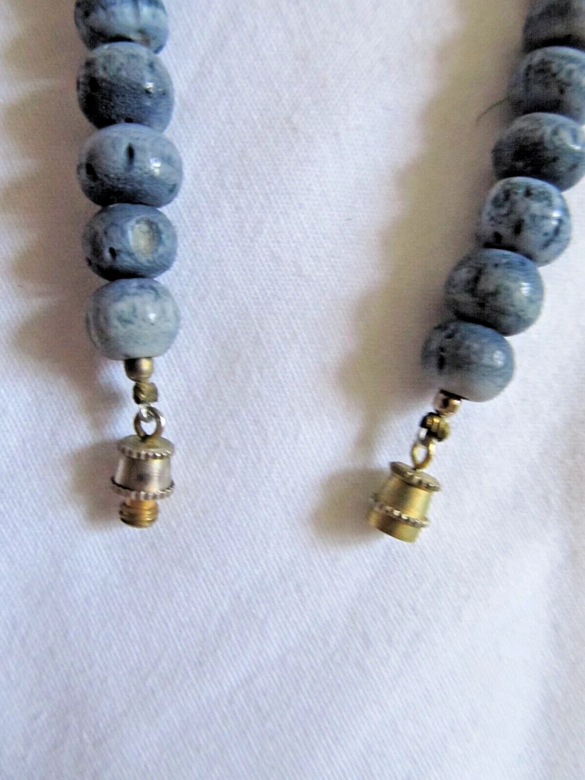Blue Sponge Coral Round Bead Handmade Necklace 16.5 Inch 65 Beads 5mm